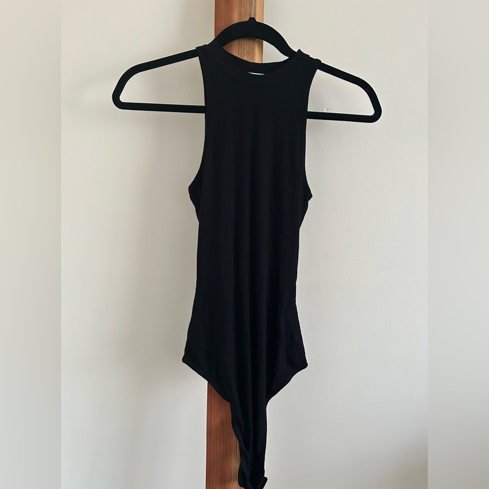 Le Lis Black Sleeveless Bodysuit